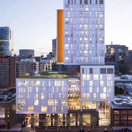 Toronto Metropolitan University-Daphne Cockwell Complex Residence Exteriér fotografie